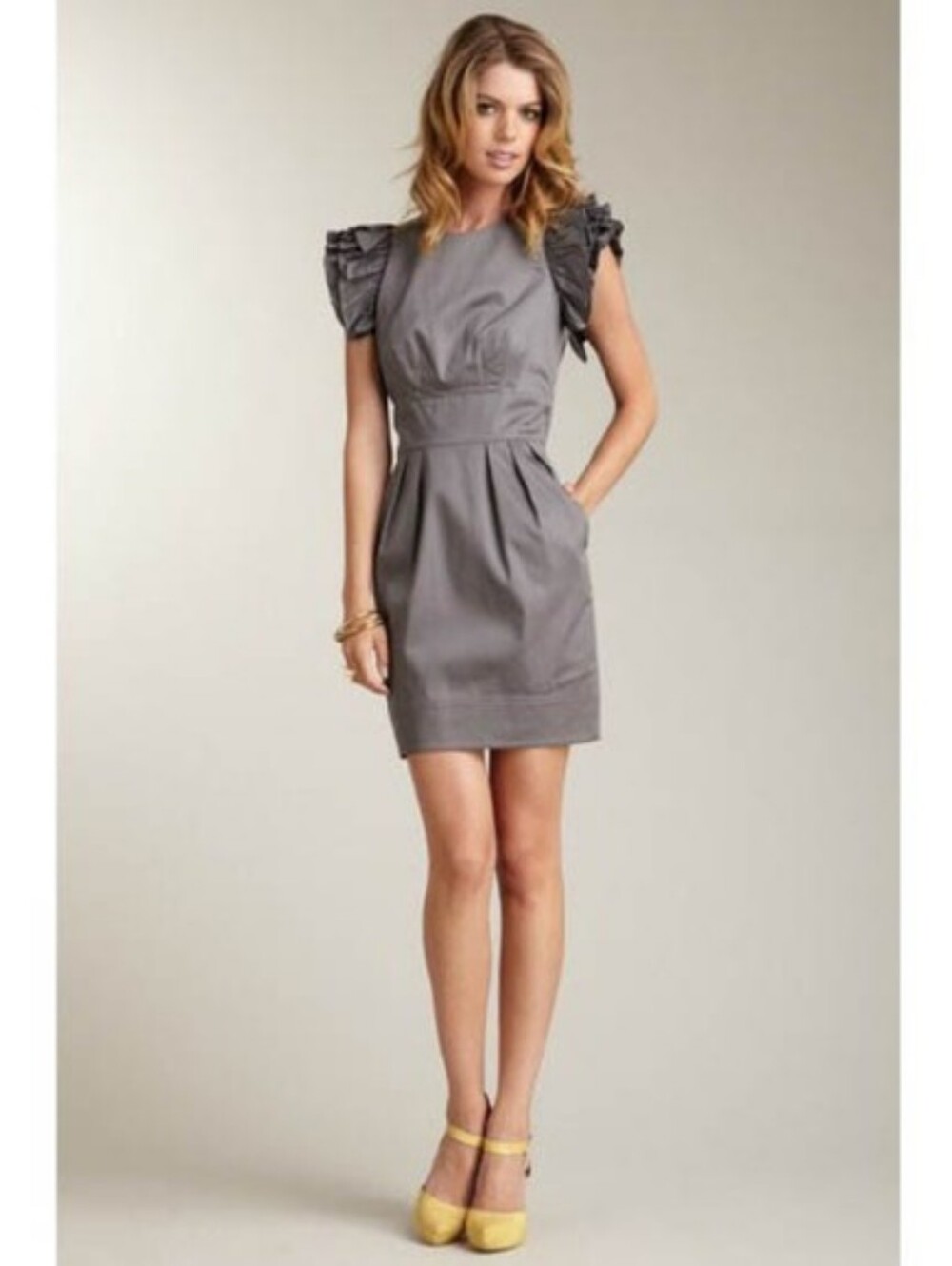 NWT Jessica Simpson Grey Ruffle Sleeve Mini Dress – Size 8